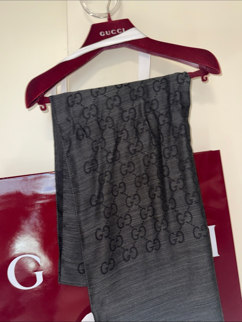 Gucci GG Scarf - Picture 9 of 13